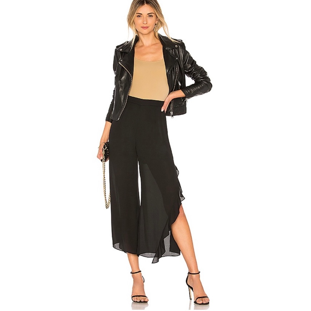 Krisa Asymmetrical Ruffle Pant Black - M
